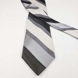 Perry Ellis Portfolio Diagonal Striped Silk Tie